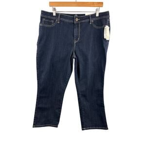 Women’s W62 Size 16 Dark Blue Capri Jeans